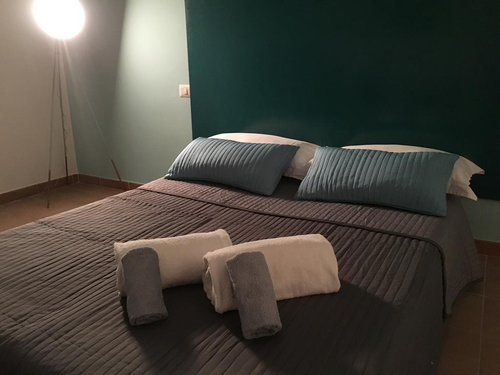 Dormi A Roma Panzió Kültér fotó